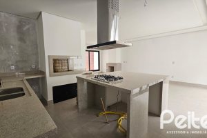 Casa em Condomínio à venda com 216m², 3 dormitórios, 3 suítes, 2 vagas, no bairro Ipanema em Porto Alegre