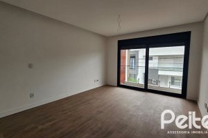 Casa em Condomínio à venda com 216m², 3 dormitórios, 3 suítes, 2 vagas, no bairro Ipanema em Porto Alegre