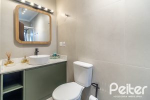 Casa em Condomínio à venda com 421m², 3 dormitórios, 3 suítes, 4 vagas, no bairro Tristeza em Porto Alegre