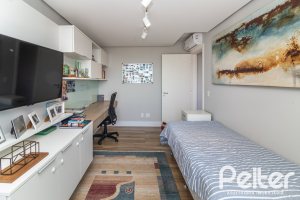 Apartamento à venda com 217m², 3 dormitórios, 3 suítes, 3 vagas, no bairro Tristeza em PORTO ALEGRE