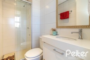 Apartamento à venda com 217m², 3 dormitórios, 3 suítes, 3 vagas, no bairro Tristeza em PORTO ALEGRE