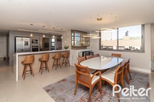 Apartamento à venda com 217m², 3 dormitórios, 3 suítes, 3 vagas, no bairro Tristeza em PORTO ALEGRE