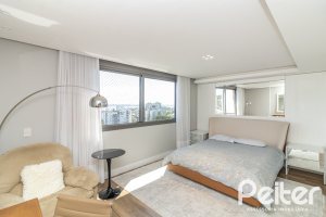 Apartamento à venda com 217m², 3 dormitórios, 3 suítes, 3 vagas, no bairro Tristeza em PORTO ALEGRE