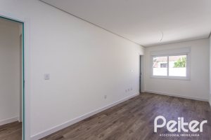 Casa em Condomínio à venda com 150m², 3 dormitórios, 3 suítes, 2 vagas, no bairro Ipanema em Porto Alegre