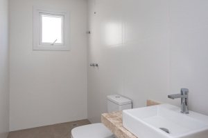 Casa em Condomínio à venda com 150m², 3 dormitórios, 3 suítes, 2 vagas, no bairro Ipanema em Porto Alegre