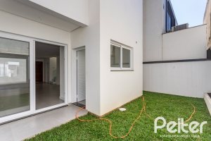 Casa em Condomínio à venda com 150m², 3 dormitórios, 3 suítes, 2 vagas, no bairro Ipanema em Porto Alegre