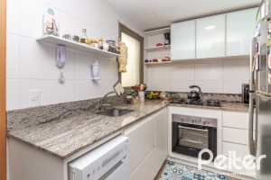Apartamento à venda com 89m², 3 dormitórios, 1 suíte, 1 vaga, no bairro Ipanema em PORTO ALEGRE