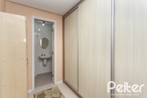 Apartamento à venda com 95m², 3 dormitórios, 1 suíte, 2 vagas, no bairro Tristeza em PORTO ALEGRE