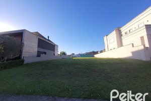 Terreno em condomínio à venda com 564m², no bairro Alphaville em PORTO ALEGRE