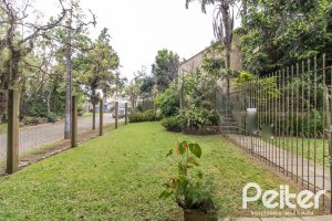 Terreno à venda com 450m², no bairro Ipanema em Porto Alegre