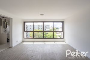 Apartamento à venda com 90m², 3 dormitórios, 1 suíte, 2 vagas, no bairro Tristeza em PORTO ALEGRE