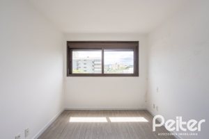 Apartamento à venda com 90m², 3 dormitórios, 1 suíte, 2 vagas, no bairro Tristeza em PORTO ALEGRE
