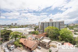 Apartamento à venda com 90m², 3 dormitórios, 1 suíte, 2 vagas, no bairro Tristeza em PORTO ALEGRE