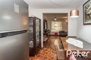 Casa em Condomínio à venda com 133m², 3 dormitórios, 1 suíte, 2 vagas, no bairro Tristeza em Porto Alegre