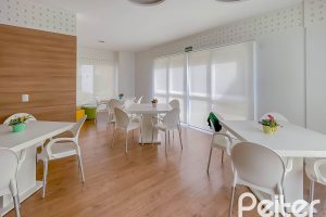 Apartamento à venda com 120m², 3 dormitórios, 3 suítes, 2 vagas, no bairro Menino Deus em Porto Alegre