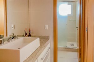 Apartamento à venda com 120m², 3 dormitórios, 3 suítes, 2 vagas, no bairro Menino Deus em Porto Alegre