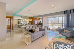 Apartamento à venda com 120m², 3 dormitórios, 3 suítes, 2 vagas, no bairro Menino Deus em Porto Alegre