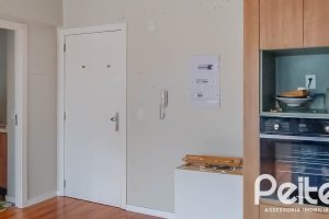 Apartamento à venda com 40m², 1 dormitório, 1 vaga, no bairro Cristal em PORTO ALEGRE