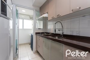 Apartamento à venda com 86m², 3 dormitórios, 1 suíte, 2 vagas, no bairro Tristeza em PORTO ALEGRE