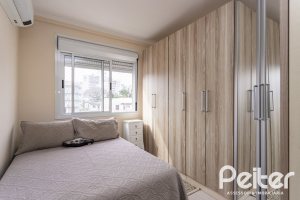 Apartamento à venda com 86m², 3 dormitórios, 1 suíte, 2 vagas, no bairro Tristeza em PORTO ALEGRE