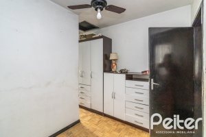 Casa à venda com 310m², 3 dormitórios, 1 suíte, 4 vagas, no bairro Ipanema em Porto Alegre
