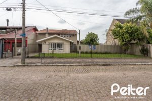 Terreno à venda com 327m², no bairro Ipanema em Porto Alegre