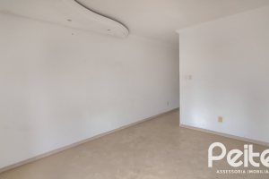 Apartamento à venda com 79m², 2 dormitórios, no bairro Menino Deus em Porto Alegre