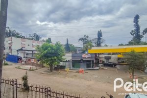 Apartamento à venda com 79m², 2 dormitórios, no bairro Menino Deus em Porto Alegre