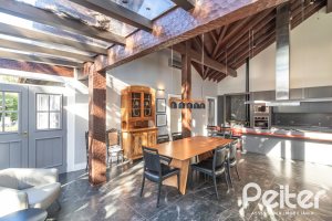 Casa em Condomínio à venda com 196m², 3 dormitórios, 1 suíte, 4 vagas, no bairro Terra Ville em PORTO ALEGRE