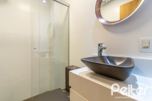 Casa em Condomínio à venda com 159m², 3 dormitórios, 1 suíte, 2 vagas, no bairro Tristeza em PORTO ALEGRE