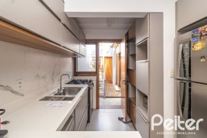 Casa em Condomínio à venda com 159m², 3 dormitórios, 1 suíte, 2 vagas, no bairro Tristeza em PORTO ALEGRE