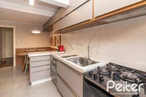 Casa em Condomínio à venda com 159m², 3 dormitórios, 1 suíte, 2 vagas, no bairro Tristeza em PORTO ALEGRE