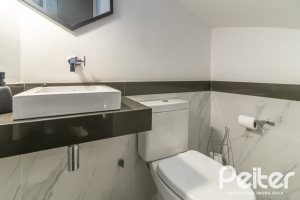 Casa em Condomínio à venda com 159m², 3 dormitórios, 1 suíte, 2 vagas, no bairro Tristeza em PORTO ALEGRE