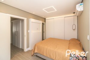 Casa em Condomínio à venda com 159m², 3 dormitórios, 1 suíte, 2 vagas, no bairro Tristeza em PORTO ALEGRE