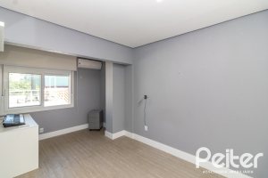 Casa em Condomínio à venda com 159m², 3 dormitórios, 1 suíte, 2 vagas, no bairro Tristeza em PORTO ALEGRE