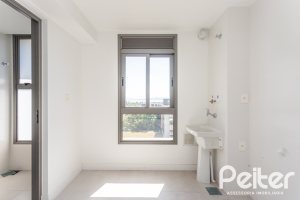 Apartamento à venda com 149m², 3 dormitórios, 3 suítes, 2 vagas, no bairro Tristeza em Porto Alegre