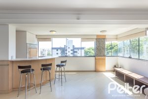 Apartamento à venda com 106m², 3 dormitórios, 1 suíte, 2 vagas, no bairro Menino Deus em Porto Alegre