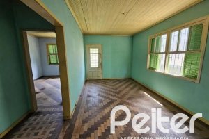 Terreno à venda com 412m², no bairro Tristeza em Porto Alegre