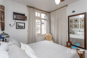 Casa em Condomínio à venda com 227m², 3 dormitórios, 1 suíte, 3 vagas, no bairro Tristeza em Porto Alegre