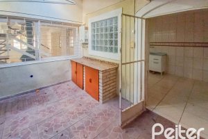 Casa em Condomínio à venda com 122m², 3 dormitórios, 2 vagas, no bairro Cavalhada em Porto Alegre