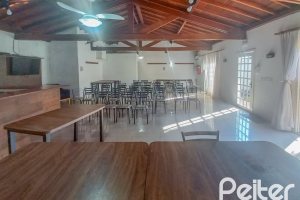 Casa em Condomínio à venda com 122m², 3 dormitórios, 2 vagas, no bairro Cavalhada em Porto Alegre