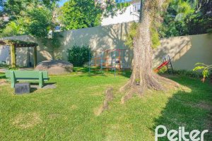 Casa em Condomínio à venda com 122m², 3 dormitórios, 2 vagas, no bairro Cavalhada em Porto Alegre