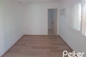 Casa em Condomínio à venda com 122m², 3 dormitórios, 2 vagas, no bairro Cavalhada em Porto Alegre