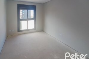 Apartamento à venda com 64m², 2 dormitórios, 1 suíte, 2 vagas, no bairro Menino Deus em Porto Alegre