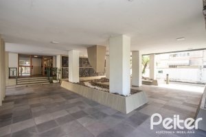 Apartamento à venda com 115m², 3 dormitórios, 1 suíte, 1 vaga, no bairro Menino Deus em Porto Alegre
