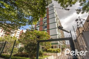 Apartamento à venda com 115m², 3 dormitórios, 1 suíte, 1 vaga, no bairro Menino Deus em Porto Alegre