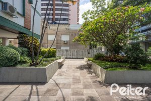 Apartamento à venda com 115m², 3 dormitórios, 1 suíte, 1 vaga, no bairro Menino Deus em Porto Alegre