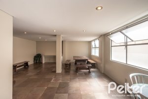 Apartamento à venda com 115m², 3 dormitórios, 1 suíte, 1 vaga, no bairro Menino Deus em Porto Alegre