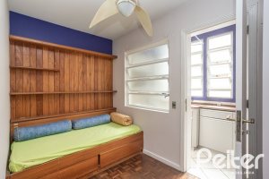 Apartamento à venda com 115m², 3 dormitórios, 1 suíte, 1 vaga, no bairro Menino Deus em Porto Alegre