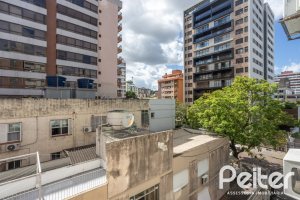 Apartamento à venda com 115m², 3 dormitórios, 1 suíte, 1 vaga, no bairro Menino Deus em Porto Alegre